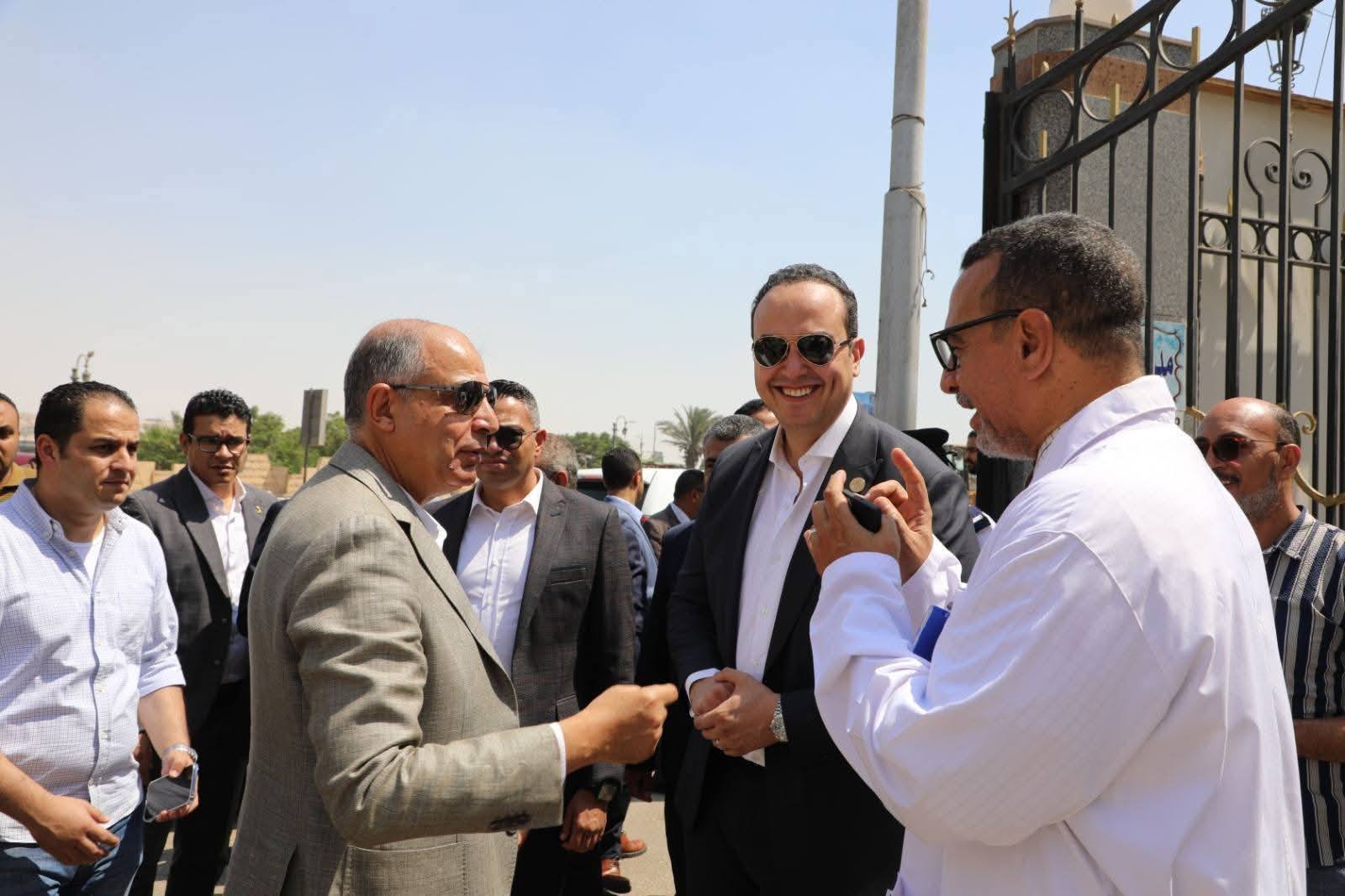 شمل العرض المستشفيات المدرجة للتطوير الشامل أو الإنشاء الجديد